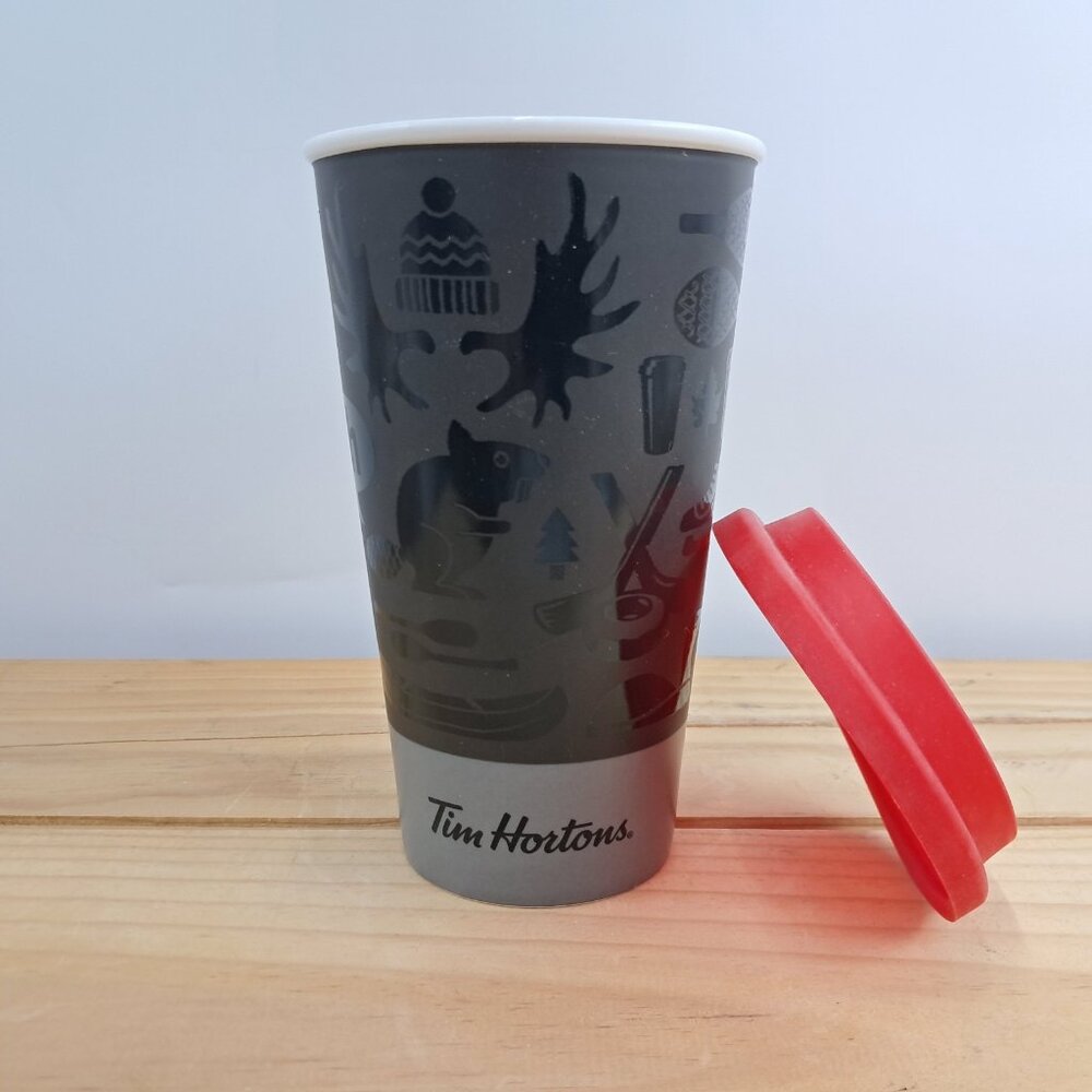 Tim Hortons 2018 Canadiana Travel Mug Ceramic Coffee Tumbler Grey Red Lid